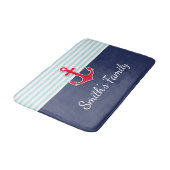 Personalisiertes nautisches Design mit Familiennam Badematte (Schrägansicht)