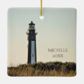 Personalisiertes New Cape Henry Lighthouse Weihnac Keramikornament (Rückseite)