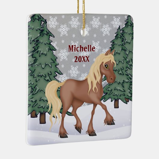Personalisiertes Niedliches Braun Winterpferd Keramikornament (Rechts)