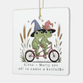 Personalisiertes Niedliches Couple Kerfuffle Keramikornament (Links)