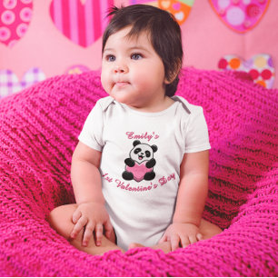 Personalisiertes Pandas-Body zum ersten Valentinst Baby Strampler