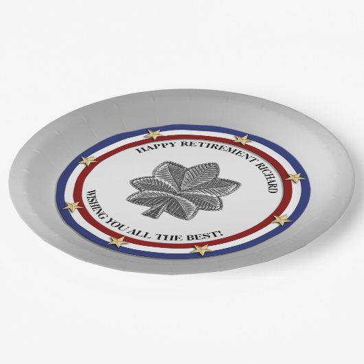 Personalisiertes Party für das Militärruhestand Pappteller (Schrägansicht)