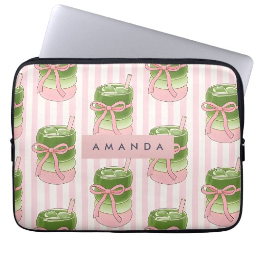 Personalisiertes Pastel Matcha Cups-Muster Laptopschutzhülle (Vorderseite)