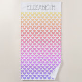 Personalisiertes Pastel Rainbow Hearts Beach Handt Strandtuch (Vorderseite)