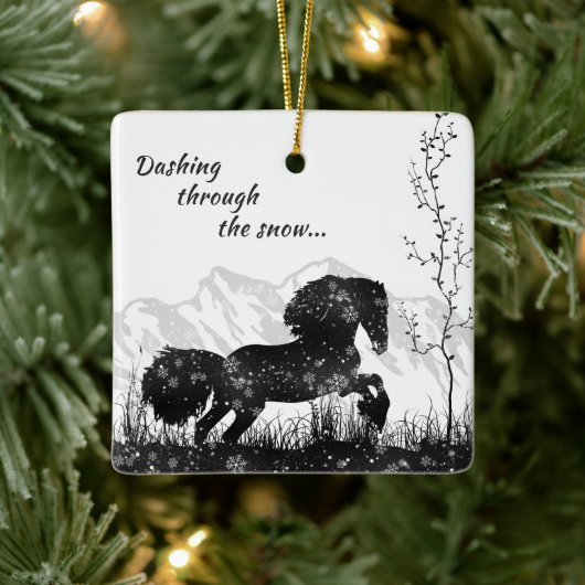 Personalisiertes Pferd und Gebirge Weihnachten Keramikornament (Baum)