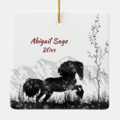 Personalisiertes Pferd und Gebirge Weihnachten Keramikornament (Rückseite)