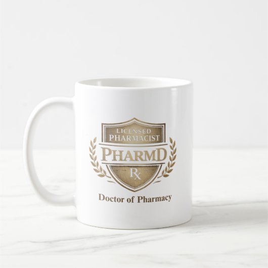 Personalisiertes PharmD-Lizenzapotheker-Emblem Kaffeetasse (Links)