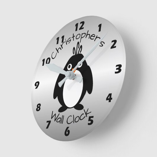 Personalisiertes Pinguin-Design Runde Wanduhr (Winkel)