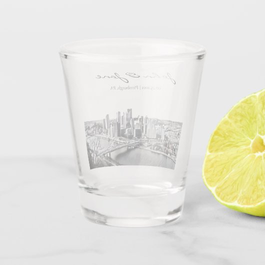 Personalisiertes Pittsburgh Skyline Shot Glass Schnapsglas (Rückseite)