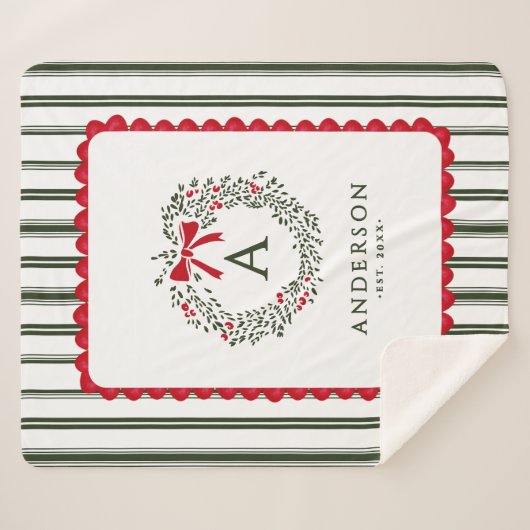 Personalisiertes Preppy Holiday Wreath Monogramm u Sherpadecke (Vorderseite (Horizontal))