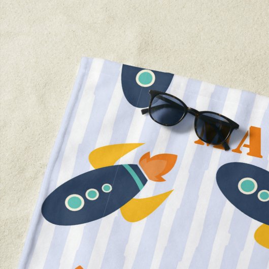 Personalisiertes Raketenschiff Muster Blau Orange  Strandtuch (Beispiel)