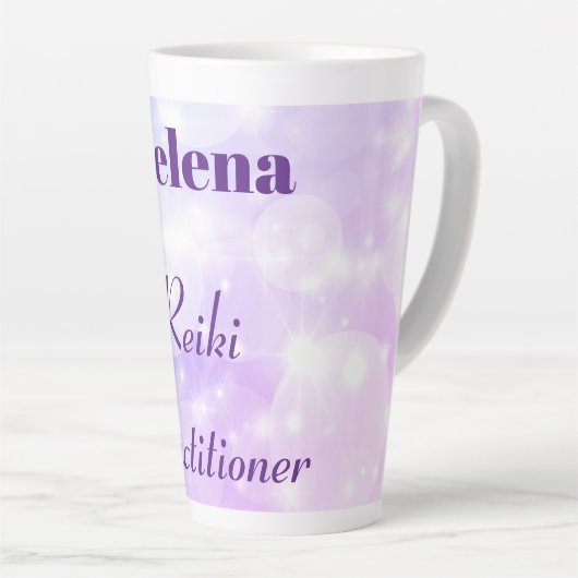 Personalisiertes Reiki Practitioner Funkeldesign Milchtasse (Rechte Ecke)