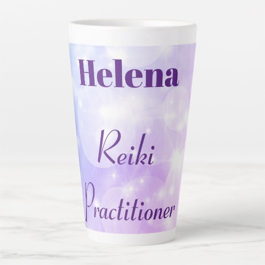 Personalisiertes Reiki Practitioner Funkeldesign Milchtasse (Vorderseite)