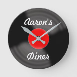 Personalisiertes Retro Red Record Wall Clock-Gesch Runde Wanduhr