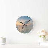 Personalisiertes romantisches Foto Runde Wanduhr (Zuhause)