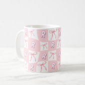 Personalisiertes rosa Bow-Schachbrett Kaffeetasse (Vorderseite Links)