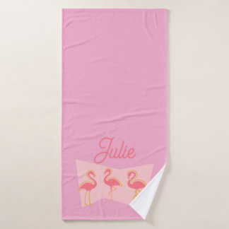 Personalisiertes Rosa Flamingo Mid-Century Modern Badhandtuch Set