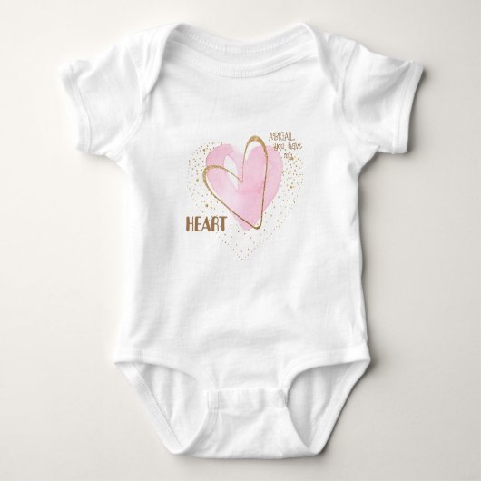 Personalisiertes rosa Herz Baby Strampler (Vorderseite)