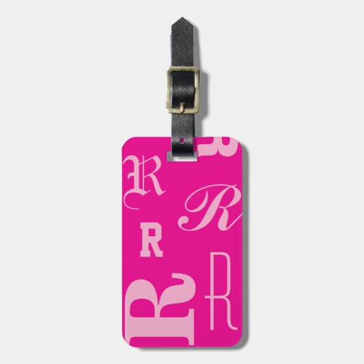 Personalisiertes Rosa, Monogramm-Typografie-Initia Gepäckanhänger (Vorderseite vertikal)