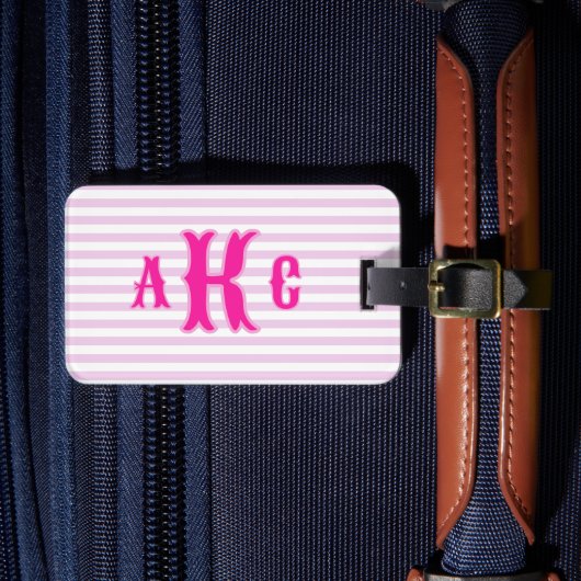 Personalisiertes Rosa Preppy-Monogramm-Gestreiftes Gepäckanhänger (Vorderseite Insitu 4)