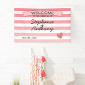 Personalisiertes Rosa Streifen Ombre Hochzeit Banner (Insitu)