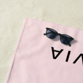 Personalisiertes Rosa und Name Monogramm | Elegant Strandtuch (Beispiel)