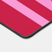 Personalisiertes rosa und rotes Streifen-Muster Schreibtischunterlage (Ecke)