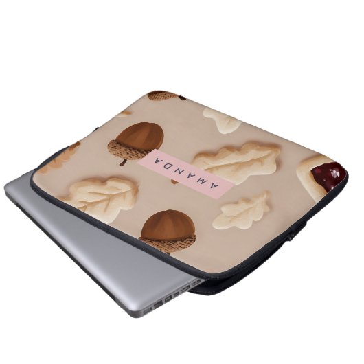 Personalisiertes rustikales Acorn- und Oakenleaf-M Laptopschutzhülle (Vorne Knopf)