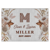 Personalisiertes rustikales Boho Floral Monogram Schneidebrett (Vorderseite)