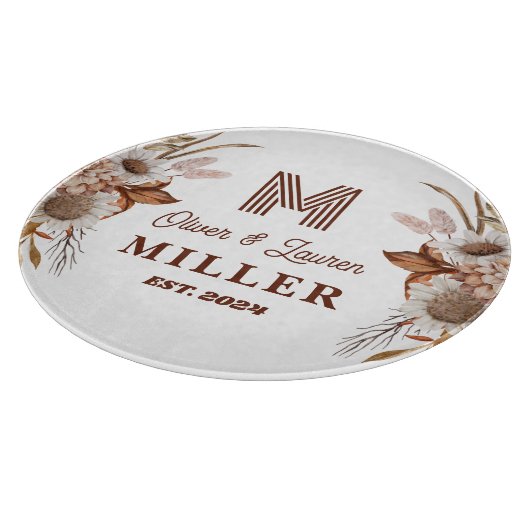 Personalisiertes rustikales Boho Floral Monogram Schneidebrett (Ecke)