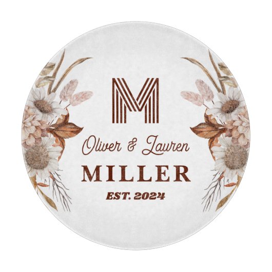 Personalisiertes rustikales Boho Floral Monogram Schneidebrett (Vorderseite)