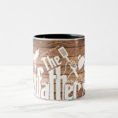 Personalisiertes Rustikales Grillhaus Zweifarbige Tasse (Mittel)