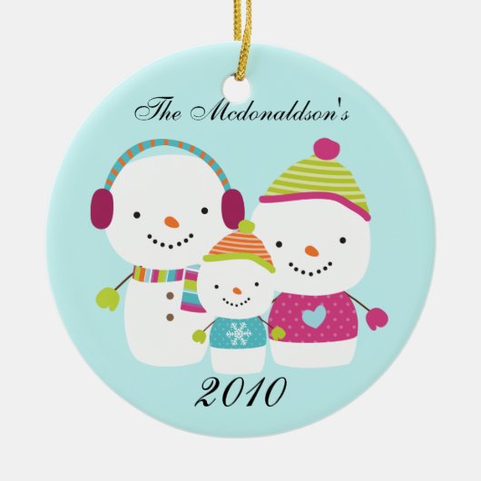 Personalisiertes Schneemann-Familiendekorat Keramik Ornament (Vorne)
