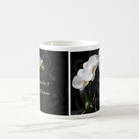 Personalisiertes Schwarz-Weiß-Orchid-Design Kaffeetasse (Mittel)
