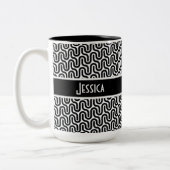 Personalisiertes Schwarz-Weiß-Retro-Muster Zweifarbige Tasse (Links)