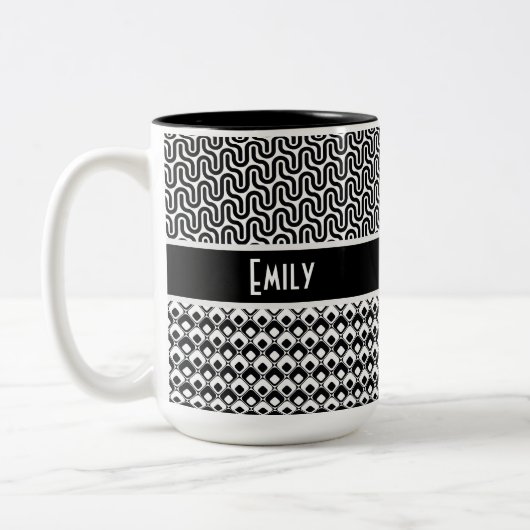 Personalisiertes Schwarz-Weiß-Retro-Muster Zweifarbige Tasse (Links)