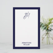 Personalisiertes Script Monogram Navy Blue Briefpapier (Stehend Vorderseite)