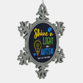 Personalisiertes Shine A Light on Autismus Matchin Schneeflocken Zinn-Ornament (Links)