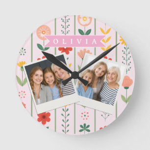 Personalisiertes skandinavisches Blumenmuster im V Runde Wanduhr
