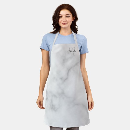 Personalisiertes Skriptmonogramm und Namensmarbor Schürze (Getragen)