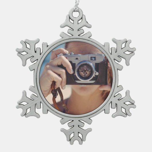 Personalisiertes Snowflake-Foto-Ornament, Schneeflocken Zinn-Ornament (Vorderseite)