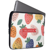 Personalisiertes Sommerfarbenfrohes Erdbeermuster Laptopschutzhülle (Vorne Rechts)