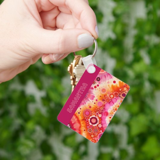 Personalisiertes Spaß Retro Orange Hot Pink Kunstm Schlüsselanhänger (Hand)