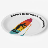 Personalisiertes Standup-Paddelbrett Pappteller (Schrägansicht)