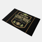 Personalisiertes Stout Dark Ber Breing Label Bar Fußmatte (Schrägansicht)