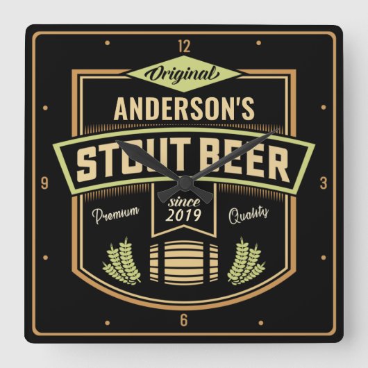 Personalisiertes Stout Dark Ber Breing Label Bar Quadratische Wanduhr (Vorderseite)