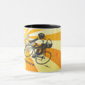 Personalisiertes Straßenrad und Retro Sunburst Bik Tasse (Zentrum)