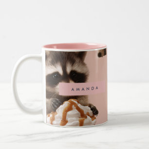 Personalisiertes süßes Herbst-Waschbär-Muster Zweifarbige Tasse