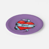 Personalisiertes Tätowierungs-Herz Pappteller (Schrägansicht)