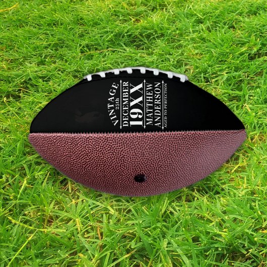 Personalisiertes Vintages Alter bis zur Perfektion Football